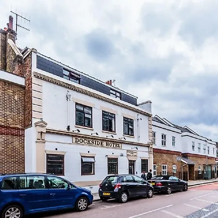 Dockside Hotel-3